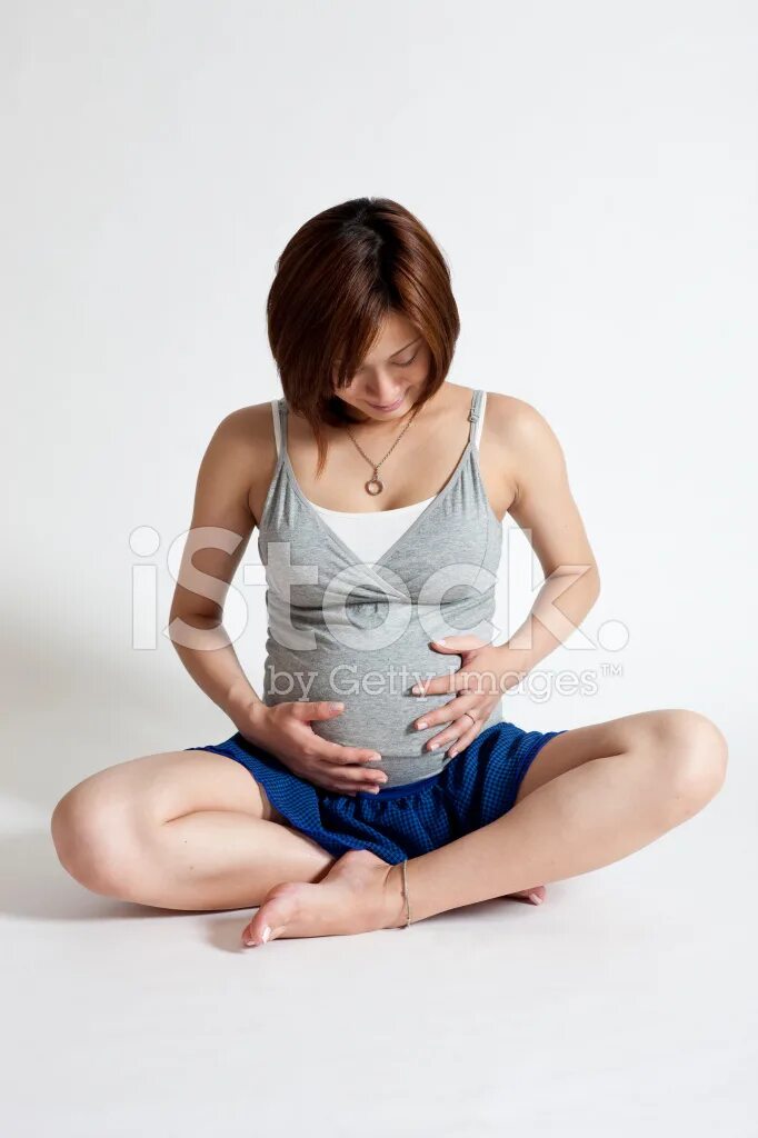 Японка забеременела. Беременные японки.