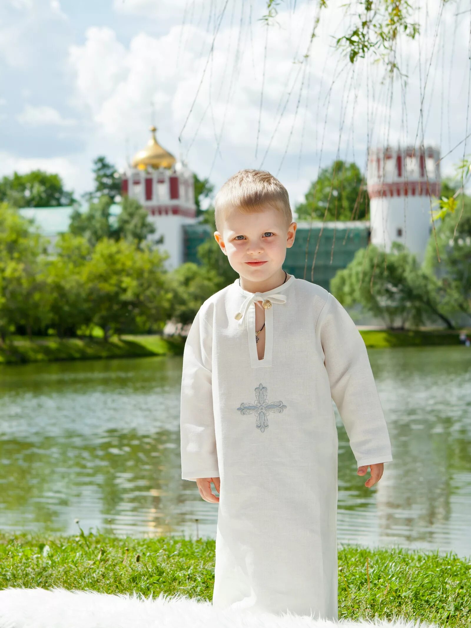 Одеяние для крещения взрослым. Крестильная рубашка для мальчика. Рубашка для крещения. Крестильная рубашка для мальчика. Одежда для крещения взрослых.