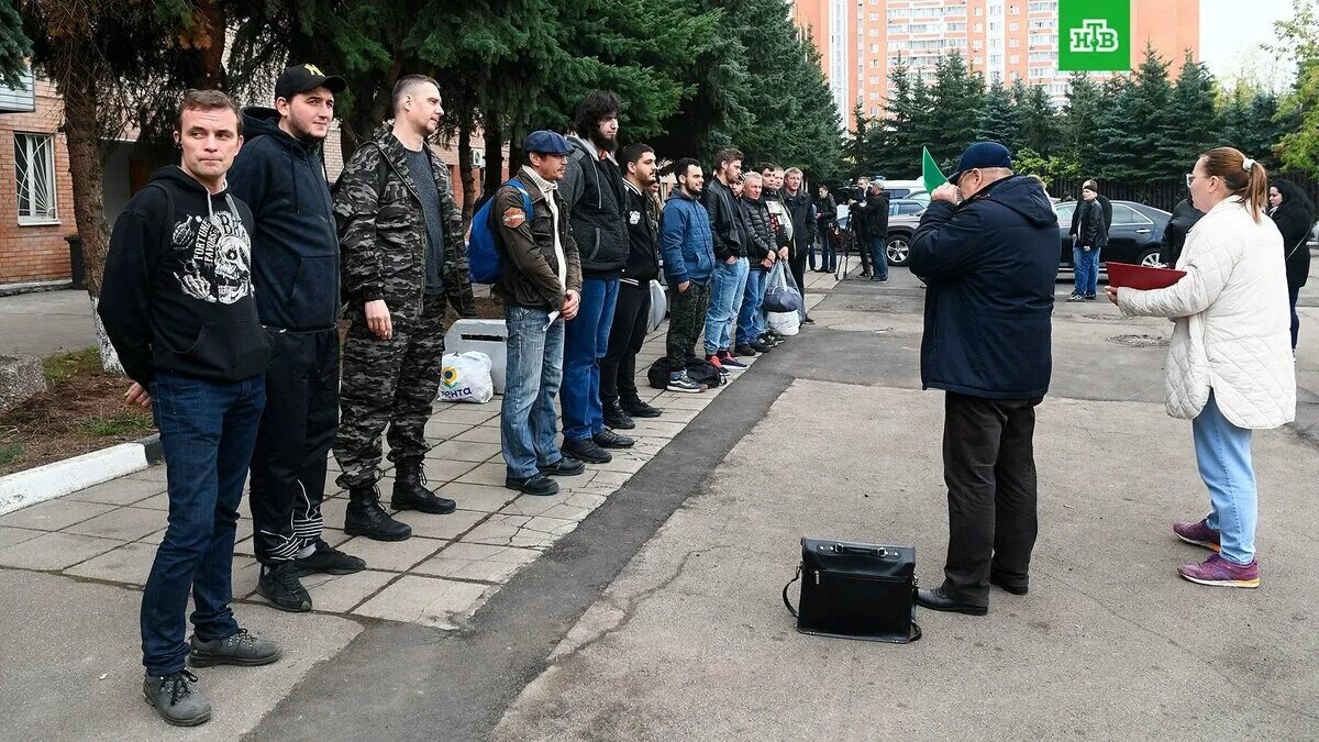 Вторая волна мобилизации 2025. Мобилизация в москве. завершение мобилизации в москве. в москве завершилась мобилизация. военком москвы локтев.