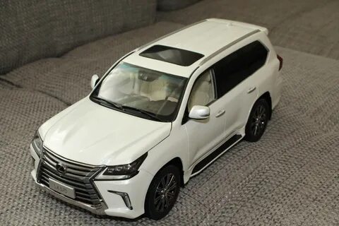 Lexus 1 24