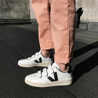 V lock