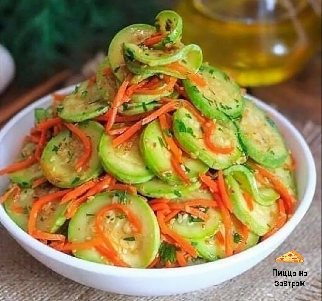 кабачки по корейски на стол