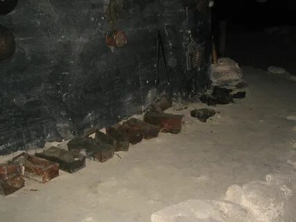 В аджимушкайских каменоломнях было обнаружено несколько тракторов