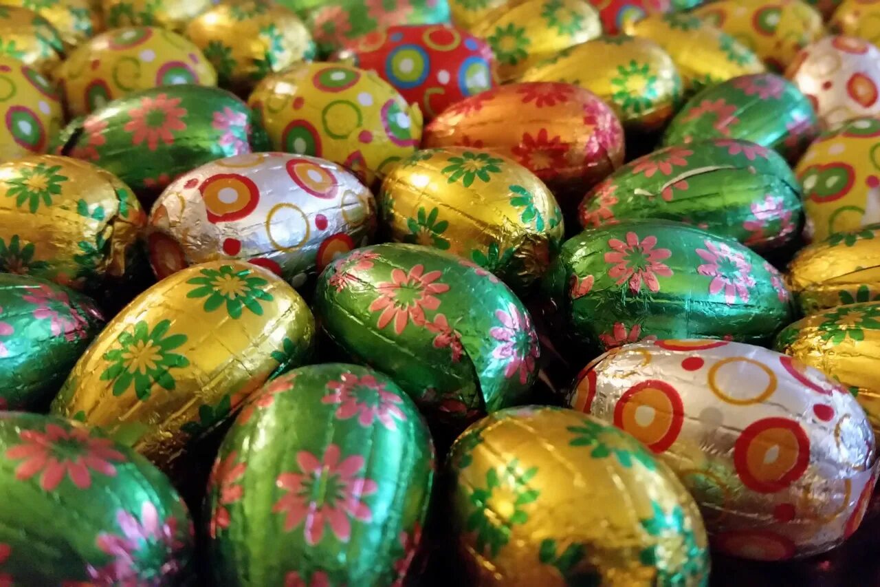 Easter 2025 eggs. Пасха в 2025. пасха 2025. пасха в 2025. пасха 2025 украсить зеленю.