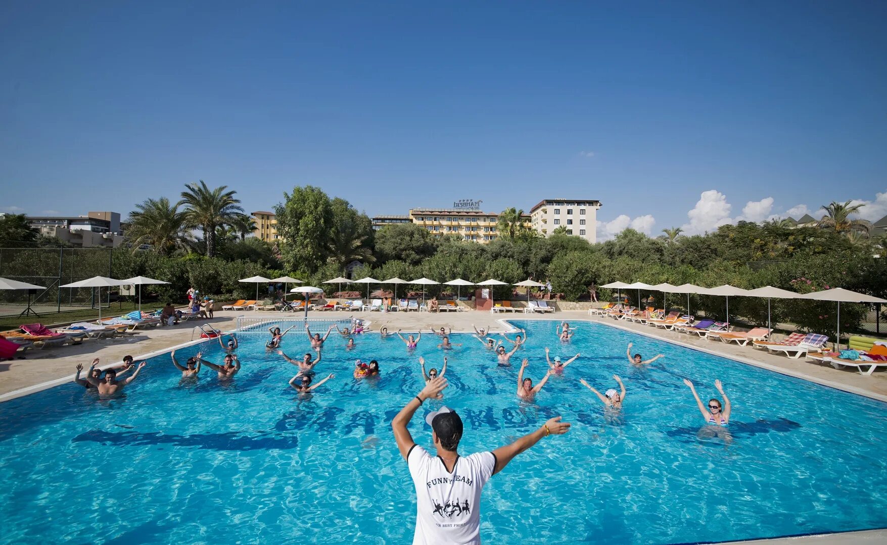 Махбери бич отель алания турция. Mahberi beach hotel 4. Mahberi beach hotel алания конаклы. Отель mc mahberi beach hotel. Mc mahberi beach 4* - 173 000.