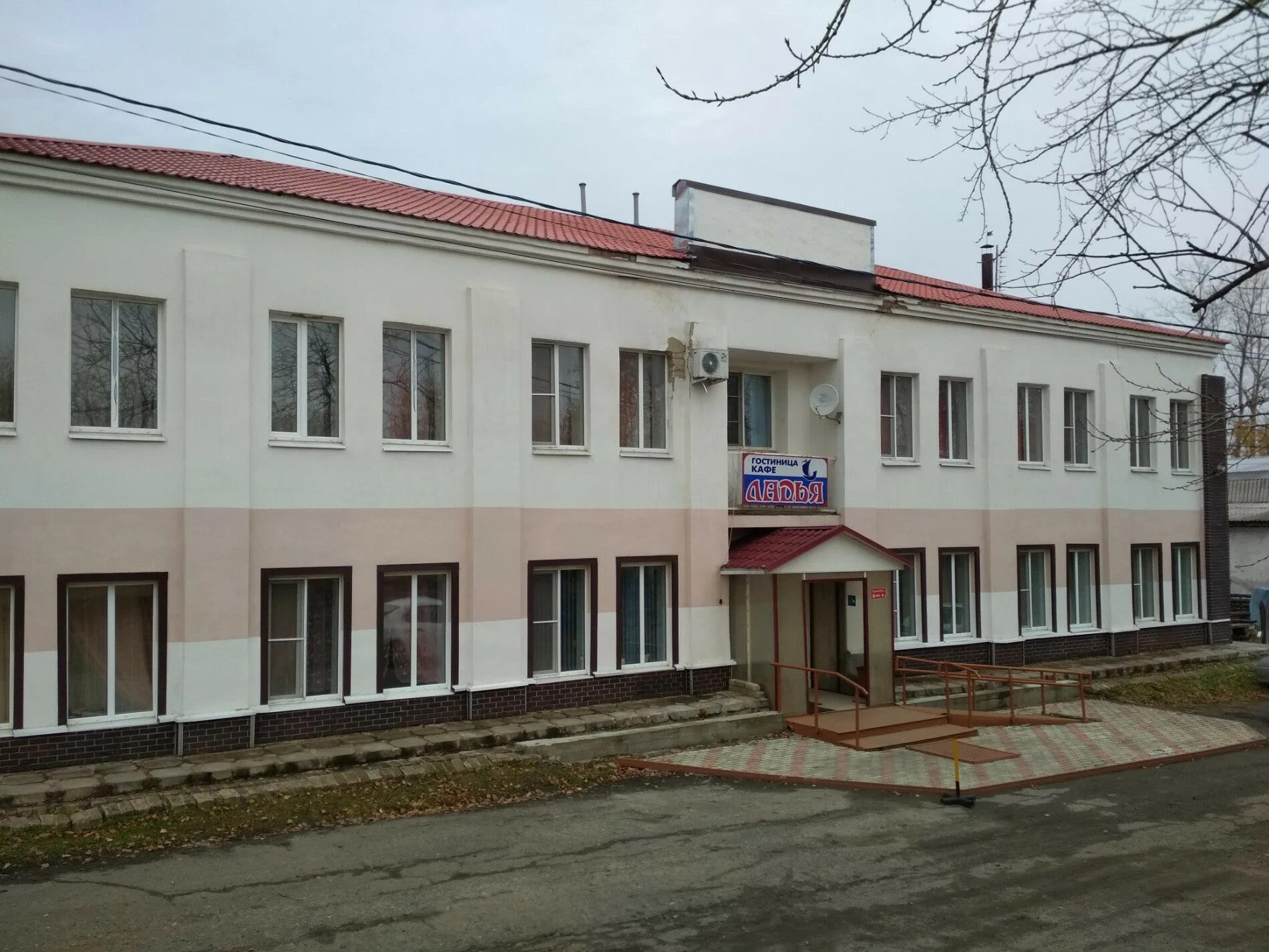 Мантурово гостиница. Мантурово гостиница. Вокзал города мантурово костромской. Гостиница мантурово костромская область. Гостиница мантурово костромская область.