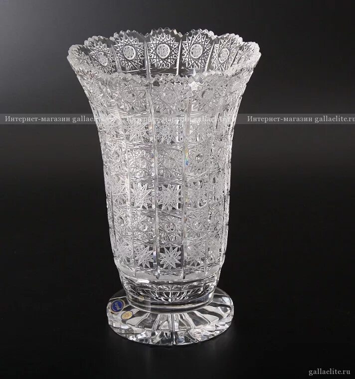 магазин хрусталя в спб. магазин хрусталя. хрустальная посуда. отдел хрусталя. магазин хрусталя в спб.