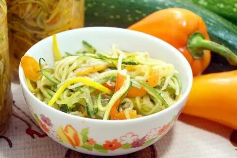 Салат из кабачков и морковки на зиму