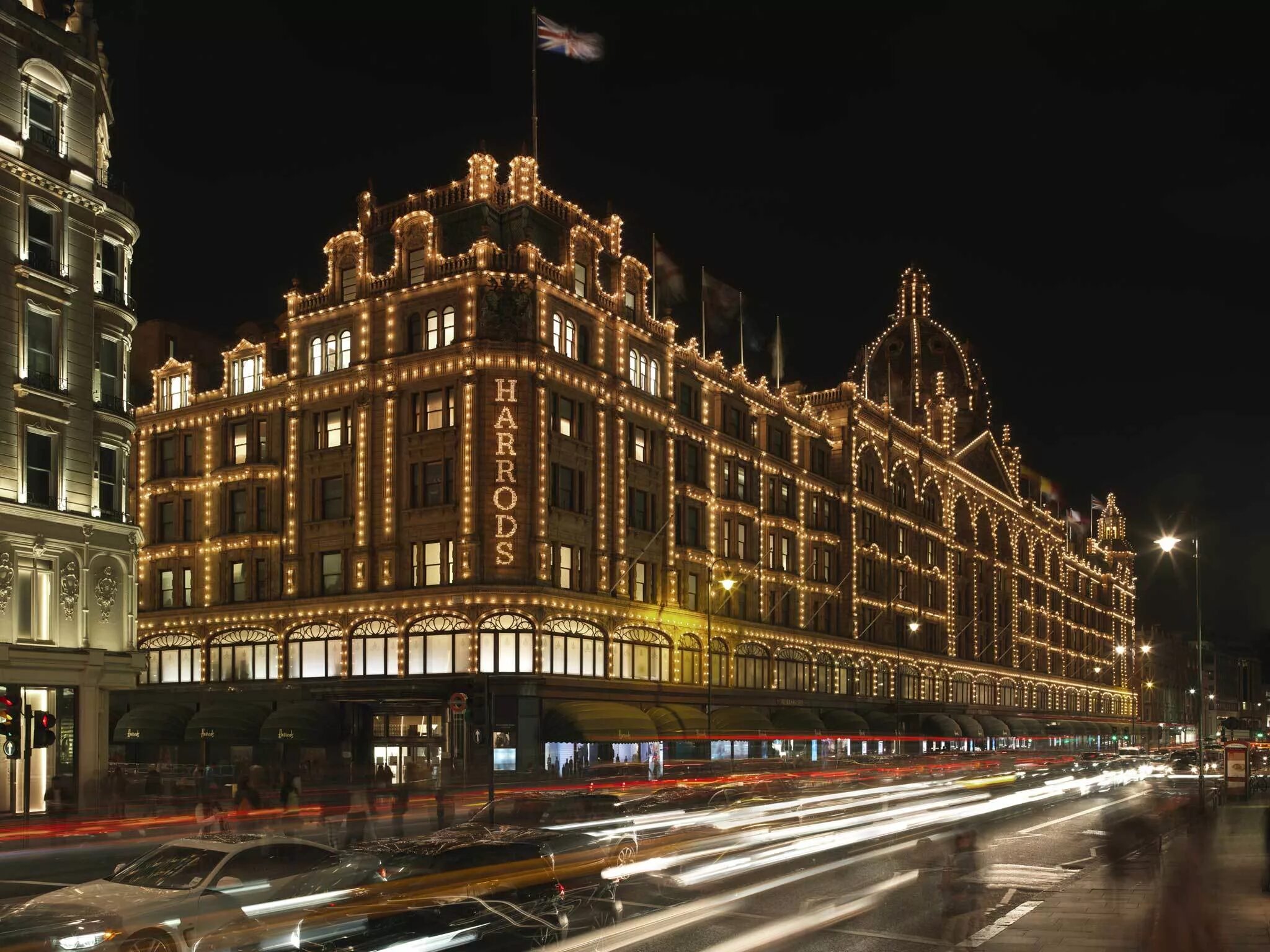 Универмаг в лондоне. Харродс лондон. harrods в лондоне. хэрродс внутри в лондоне.