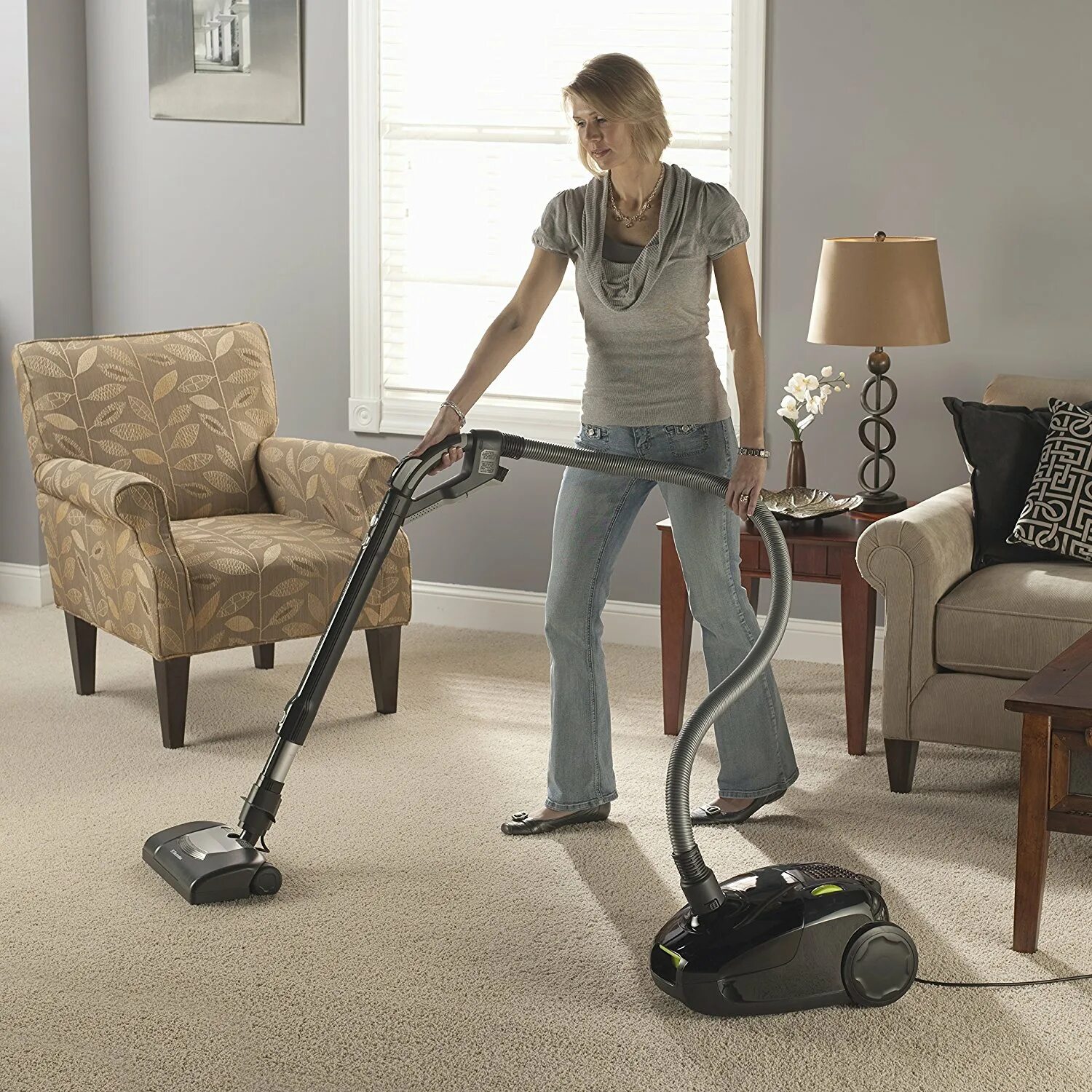 Canister vacuum cleaners. Electrolux JETMAXX. Пылесос Базеус. Зеленый пылесос. Вакуум клеар пылесос моющий.