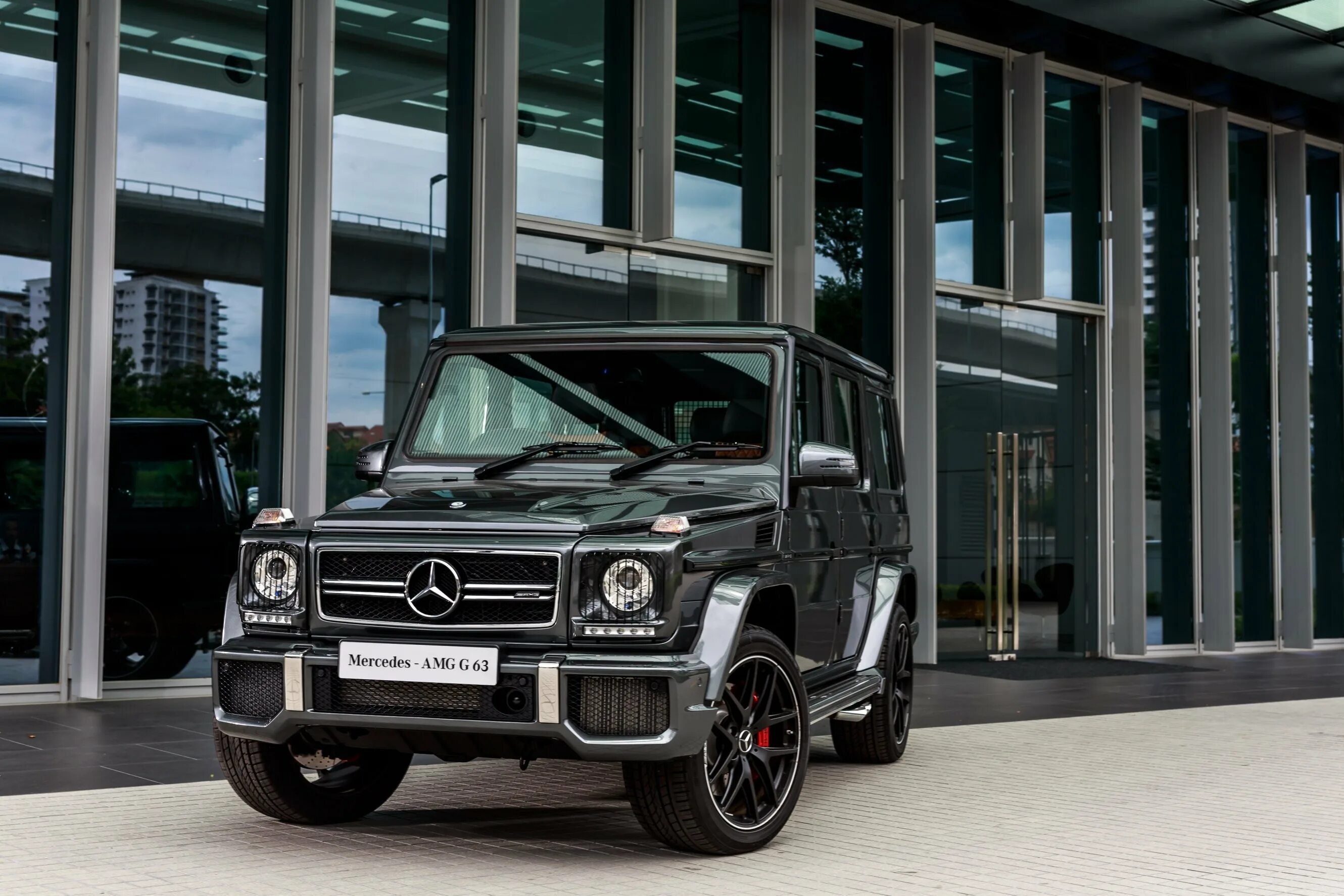 Мерседес джи 63. Мерседес Гелендваген 63 AMG. Mercedes g63 AMG. Мерседес Бенц Гелендваген AMG 63. Мерседес Бенц АМГ g63.