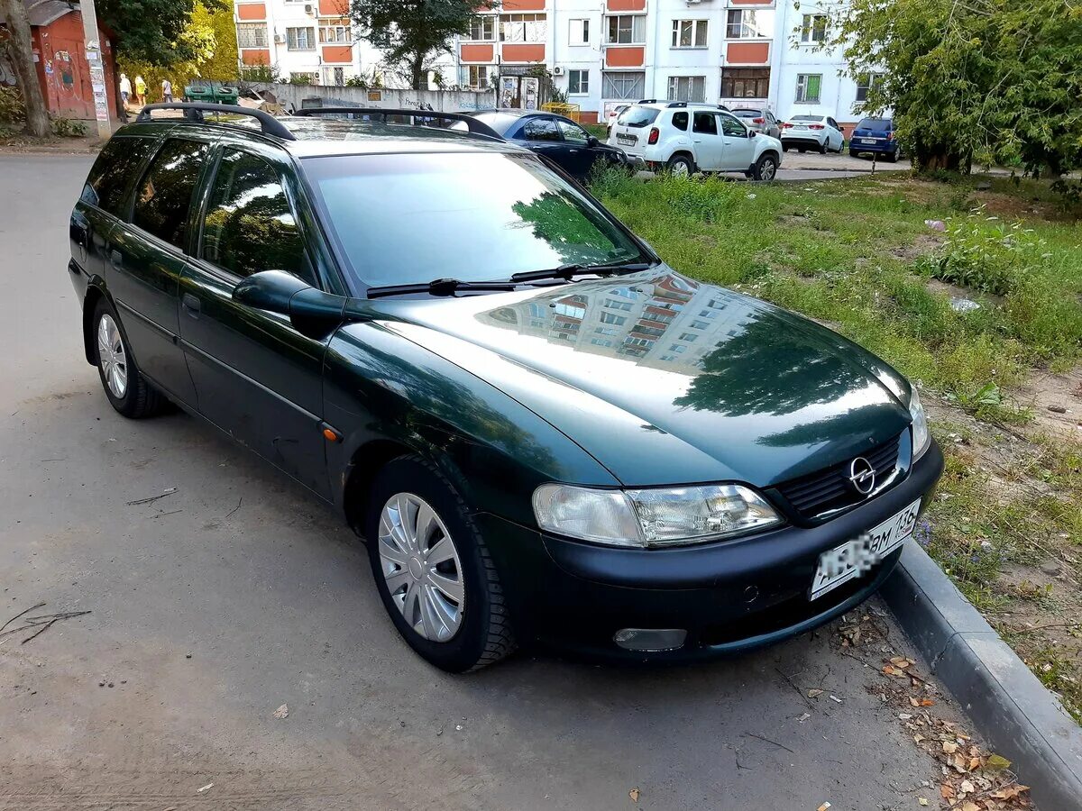 Опель вектра б 1998 год. Opel Vectra 1998 универсал. Opel Vectra b 1998. Opel Vectra b 1998 универсал. Опель Вектра 1998.