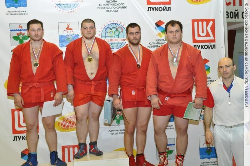 Всемирная Академия самбо Кстово. Чемпион России по самбо 2012 года. Школа самбо Кстово.