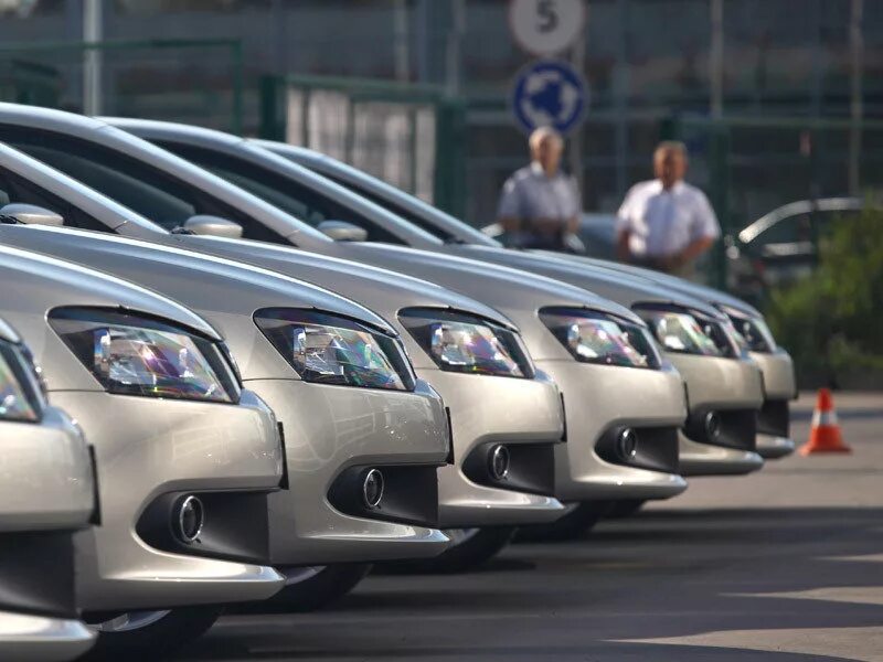 Почему нет новых автомобилей. Парк автомобилей. российские автомобили. автопарк новых автомобилей. корпоративные парки автомобилей.