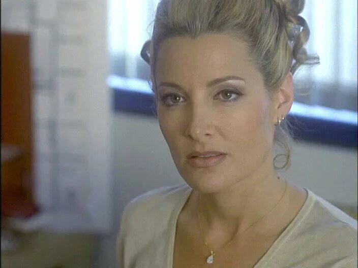 центр мира фильм 2001. стажёр 2001. стажёры сериал. стажер сериал 2020. стажер 2001.