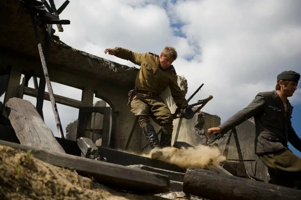 Ас из будущего 2. Мы из будущего 2 (2010).