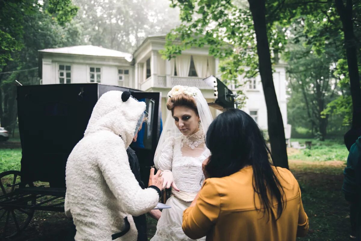 Режиссер невесты
