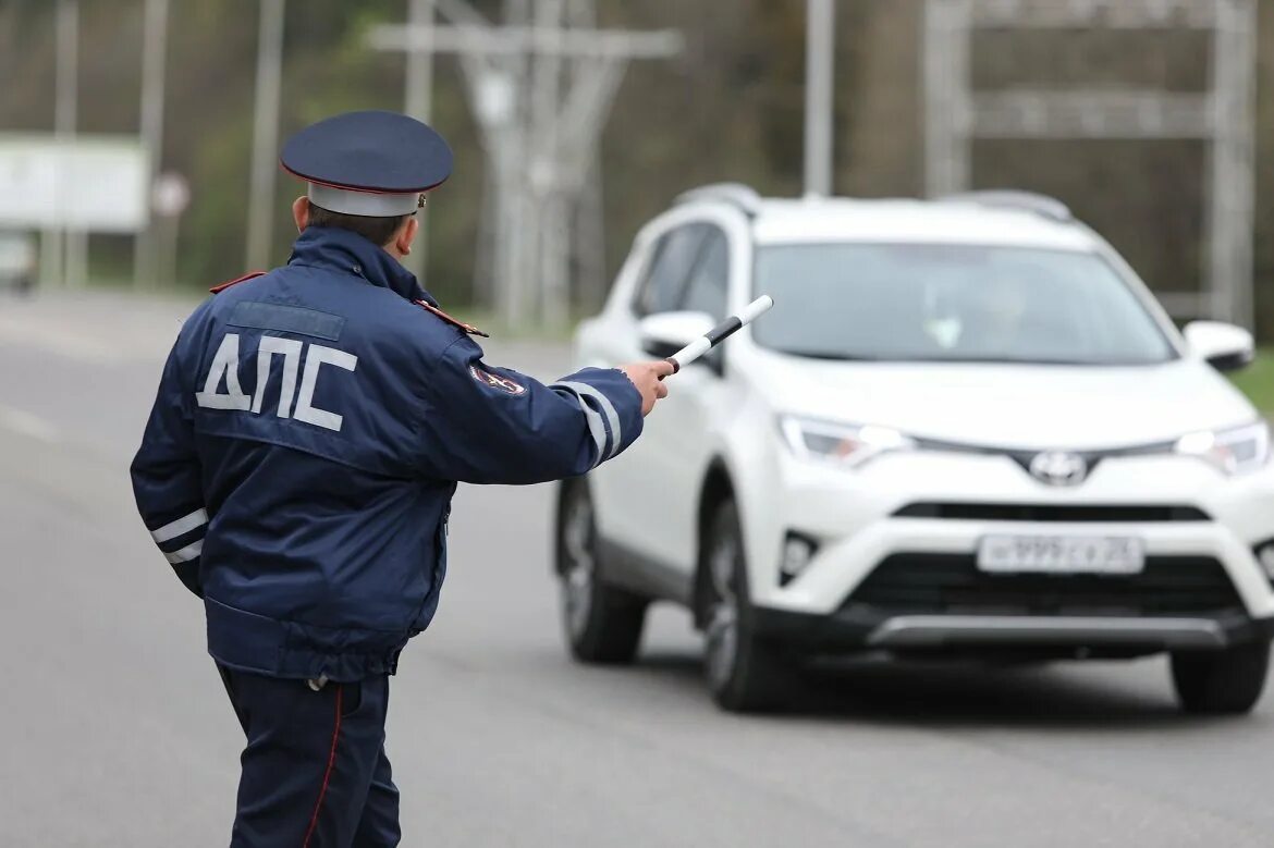 Дпс нарушения пдд. Нарушение правил дорожного движения. штраф за пдд. дпс штраф.