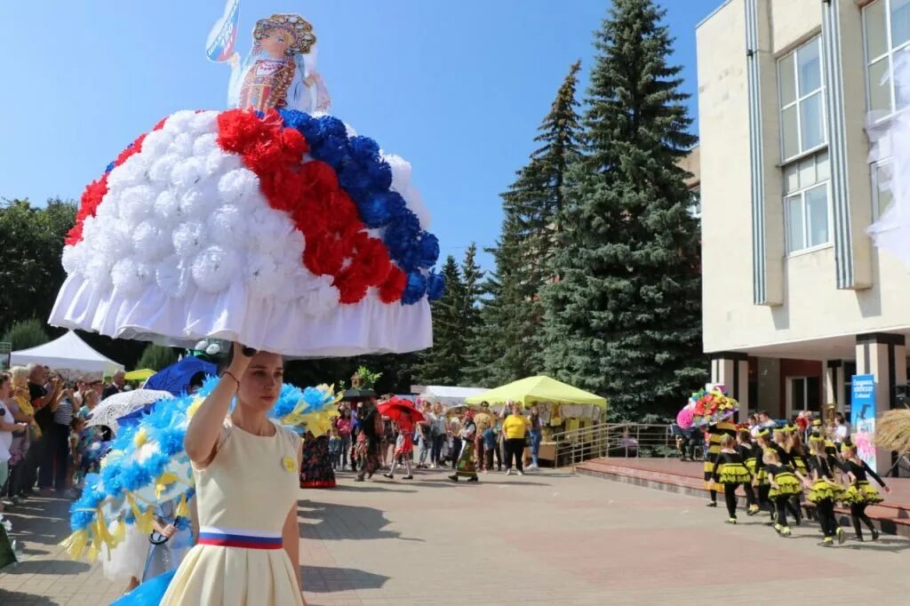 Украсить зонтик на конкурс. Парад зонтиков. Украшаем зонт на конкурс. Украсить зонт в садик. Конкурс под названием