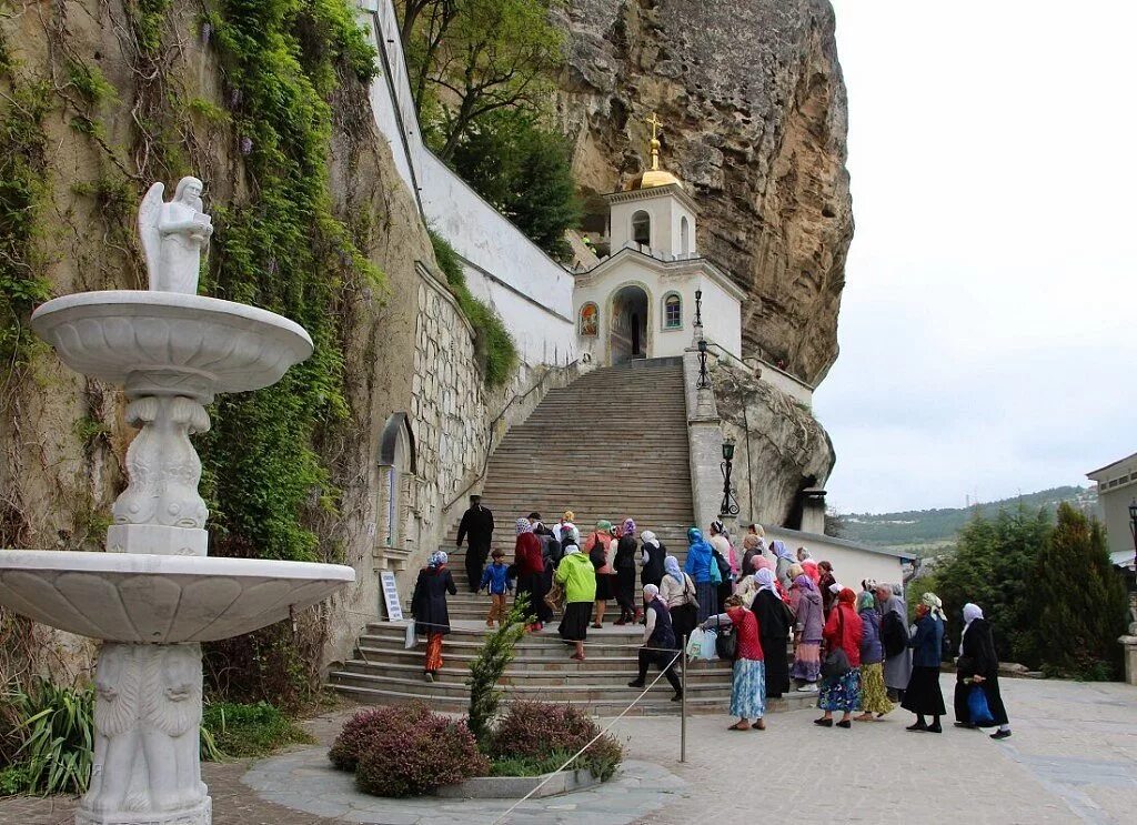 Крым Свято Успенский монастырь Кизилташ. Паломнический туризм в Крыму Форос. Паломнический туризм Краснодарский край. Религиозный, паломнический туризм в Крыму. Как называются святые места