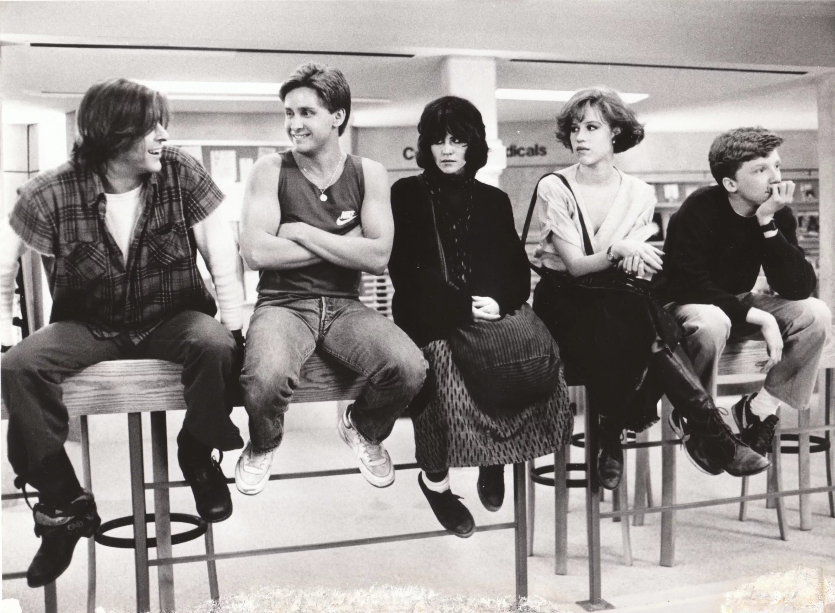 Клуб завтрак трейлер. Клуб «завтрак» / the Breakfast Club (1985). Джадд Нельсон и Молли Рингуолд.