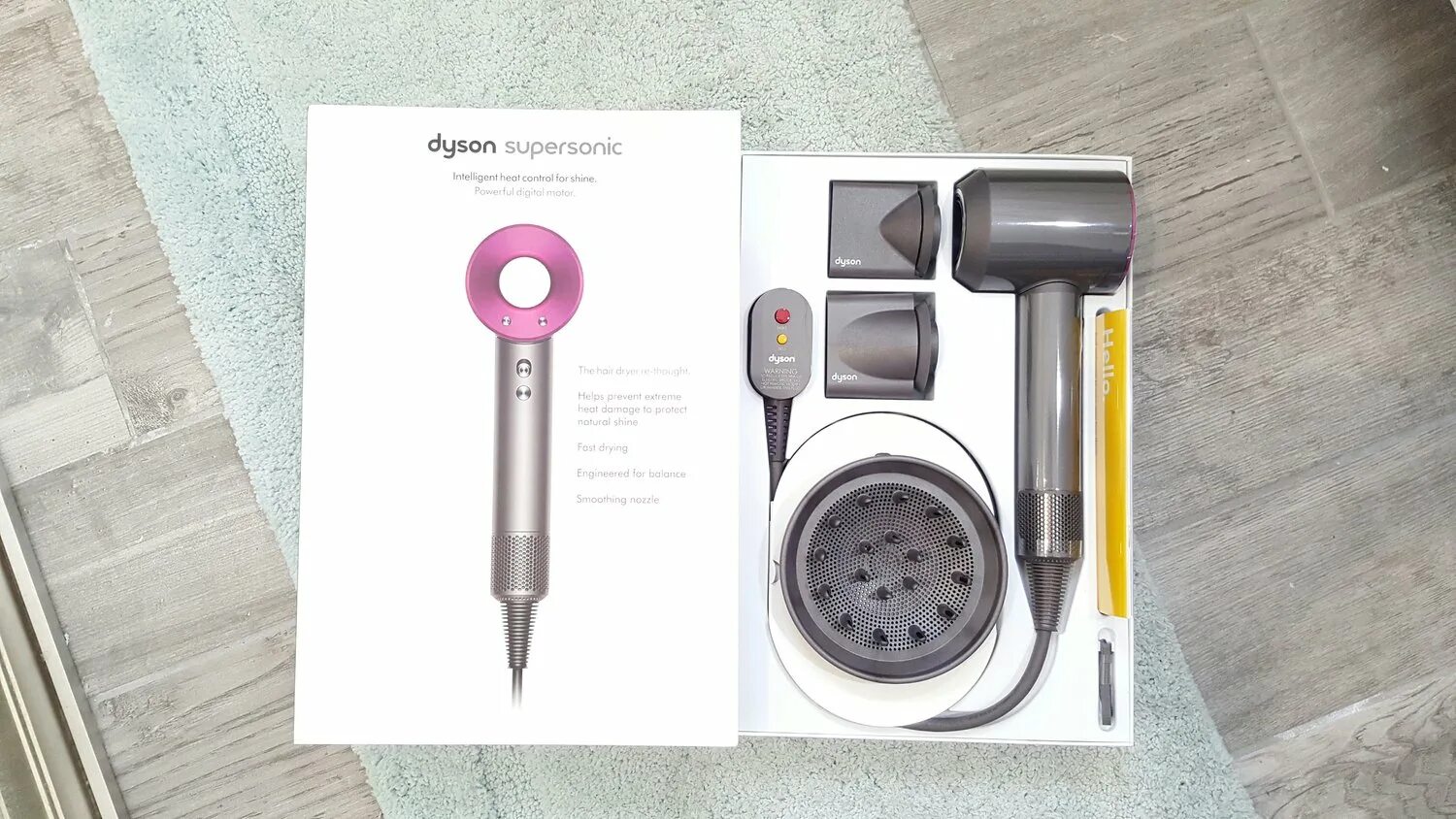 Фен дайсон упаковка оригинал. Фен дайсон коробка оригинал. Подставка фен дайсон оригинал. Фен дайсон упаковка оригинал. Фен дайсон суперсоник.