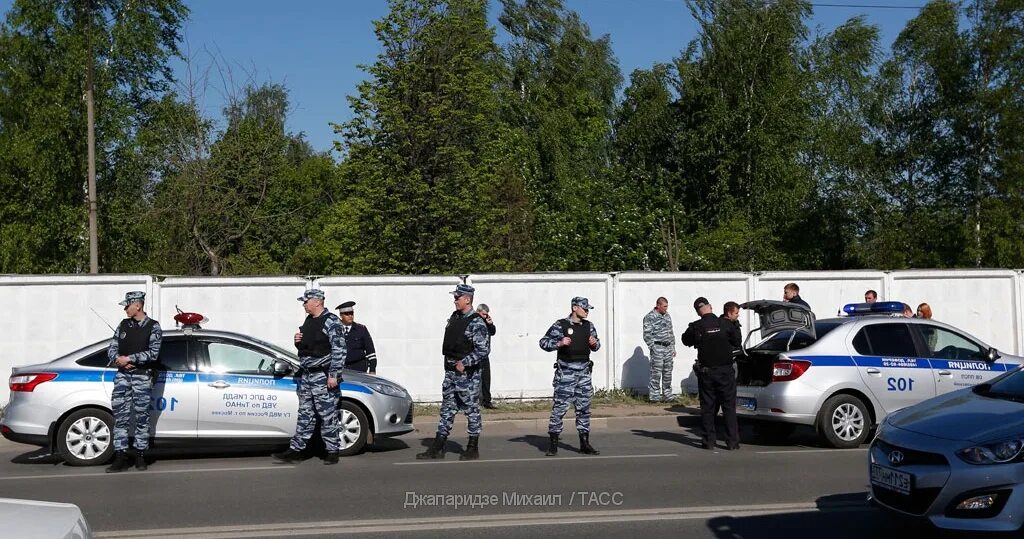 Побоище на хованском кладбище. Хованском побоище. Драка на хованском кладбище. Хованском побоище. Перестрелка на хованском кладбище в 2016.