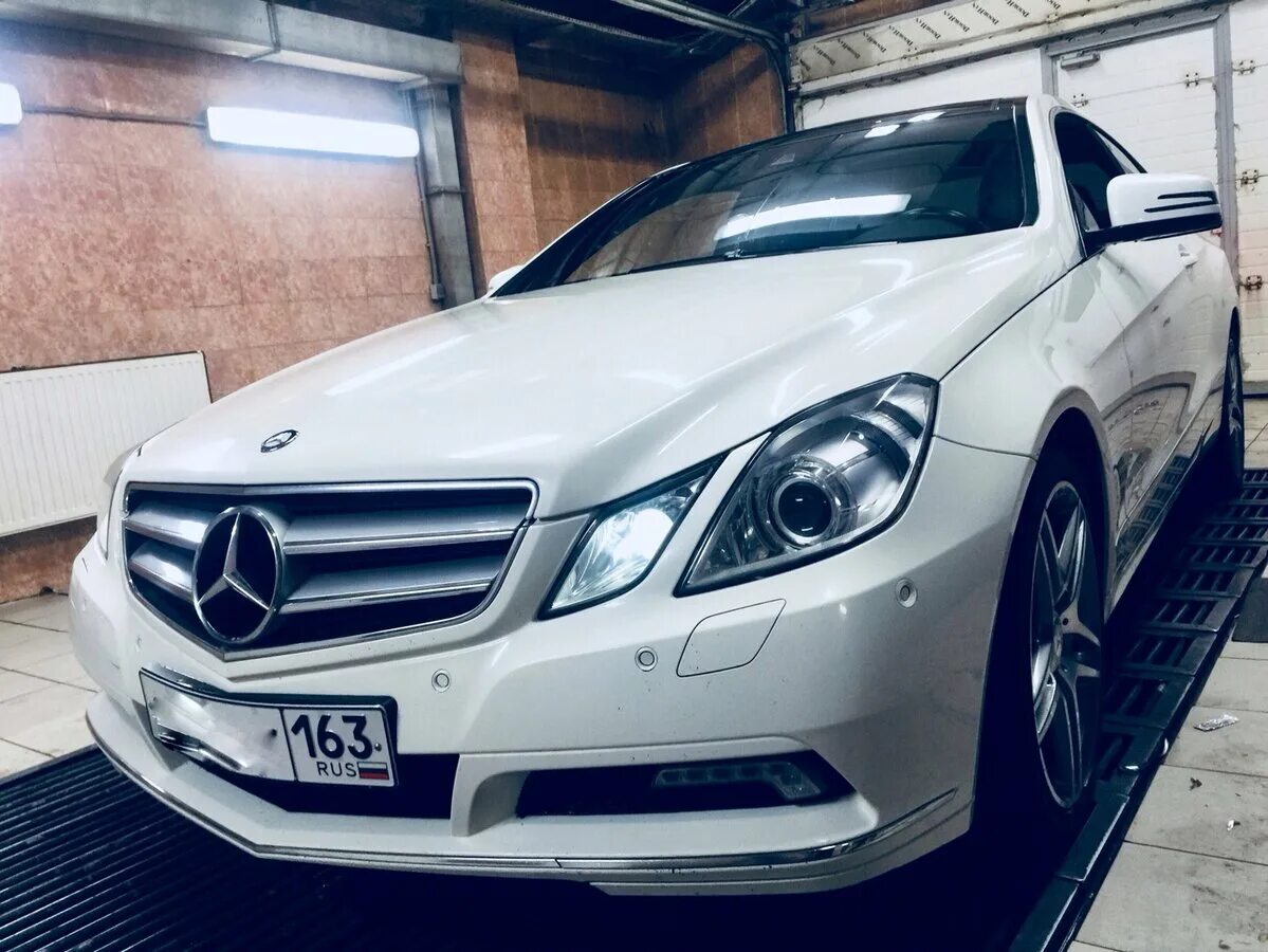 Мерседес e250 cgi. Mercedes e250 w212. Mercedes e250 2010. Mercedes-Benz e 250 cgi. Частные купить мерседес