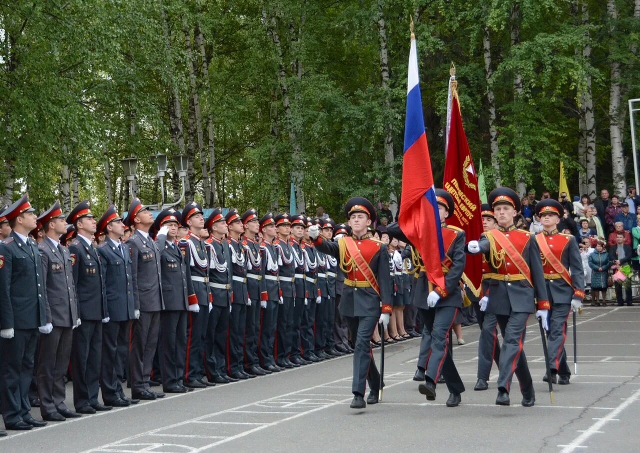 Кадетское училище пермь усть-качка. Кадетский корпус пермь усть качка. Пермский президентский кадетский корпус. Пермское президентское кадетское училище внг рф. Пермский президентский кадетский корпус усть качка.