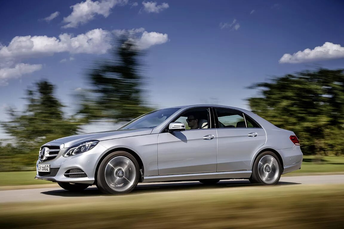 Mercedes Benz e220. Mercedes Benz e200. Мерседес-Бенц e 200. Mercedes-Benz e 200 BLUEEFFICIENCY. Е класс модели