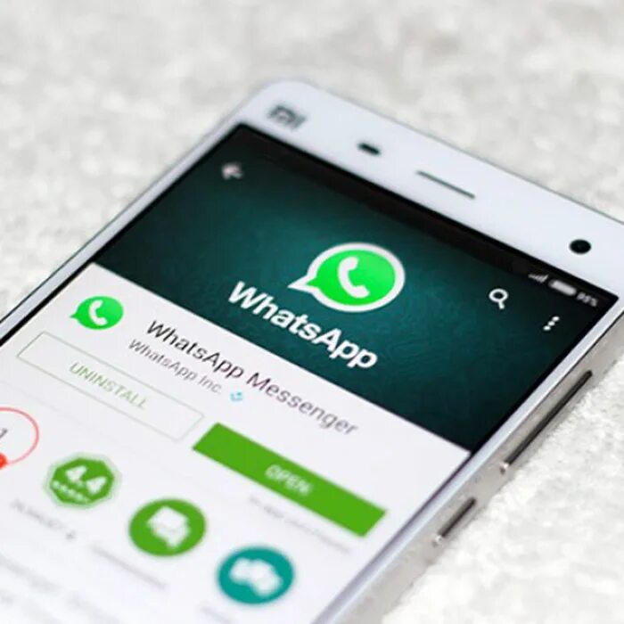 Whatsapp реклама телефоны. Контент ватсап. Контент ватсап. Смартфон whatsapp. Мессенджер ватсап whatsapp.