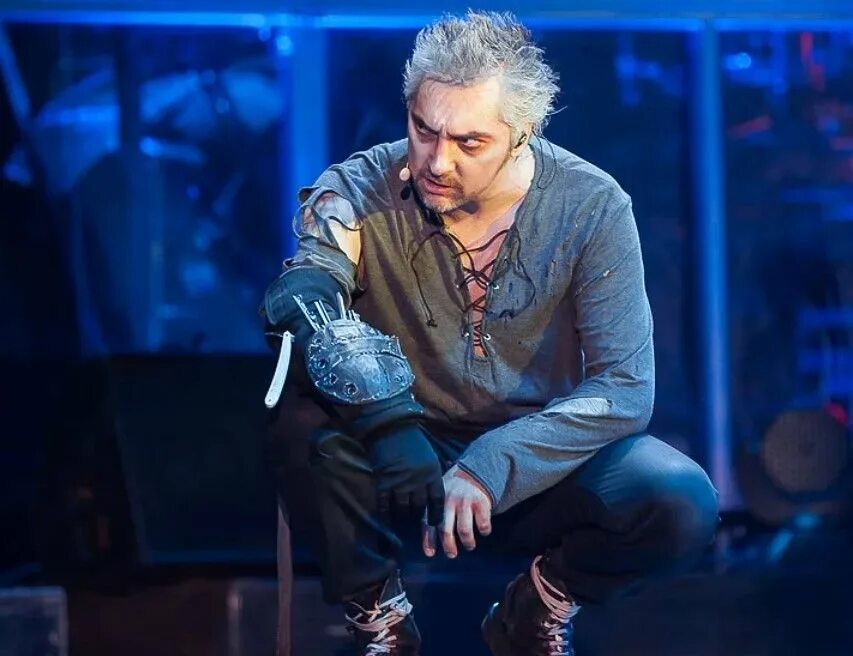 Тодд горшенев. Тодд 2 слушать. Суини тодд горшенев. Todd. Король и шут тодд акт 1.