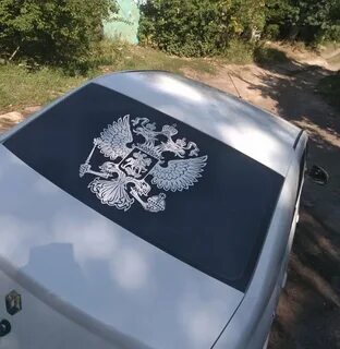 Стекло на капот