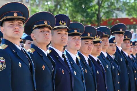 Служба молодых офицеров