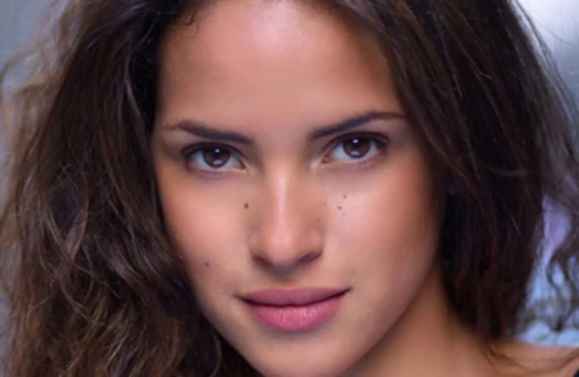 Сирша ронан. Мелани джарнсон слив. Актриса исполняющая роль. Райанн дузич. Коби смолдерс 2022.