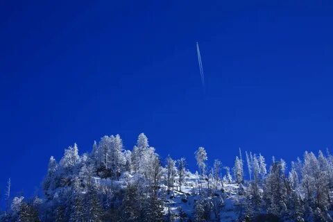 Небо и снег стихи