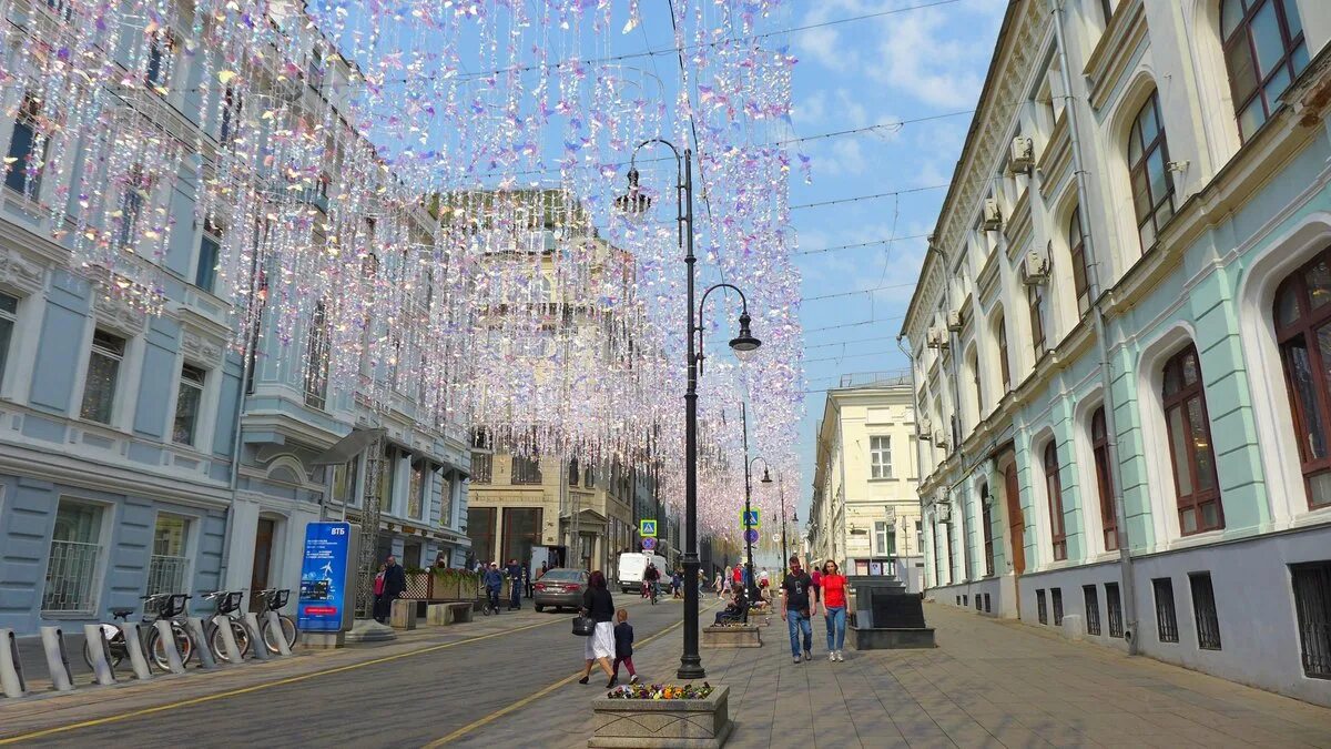 Большая дмитровка индекс. Улица большая Дмитровка Москва. Улица Дмитровка в Москве. Улица большая Дмитровка улицы Москвы. Москва, улица большая Дмитровка, 13.