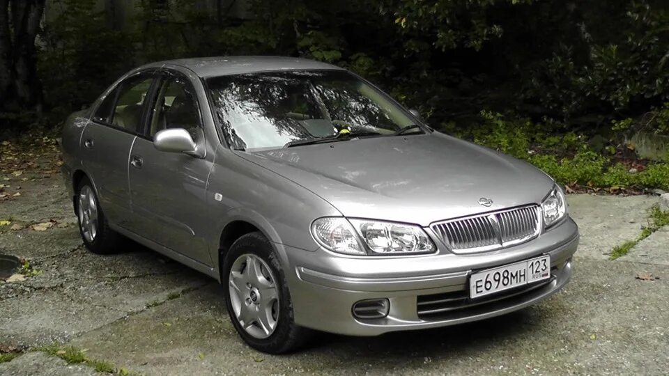 Ниссан силфи 2000 года. Ниссан Блюберд Силфи 2002. Nissan Bluebird Sylphy 2002. Ниссан Блюберд 2002. Нисан блюмпер селфи 2002года.