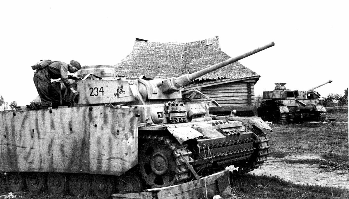 Kpfw. Немецкие танки под москвой 1941. Средняя танковая дивизия. Немецкий танк т-3 1941. Pz iii 1941.