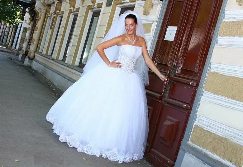 аренда платьев нижний новгород. зажиточное пышное платье.