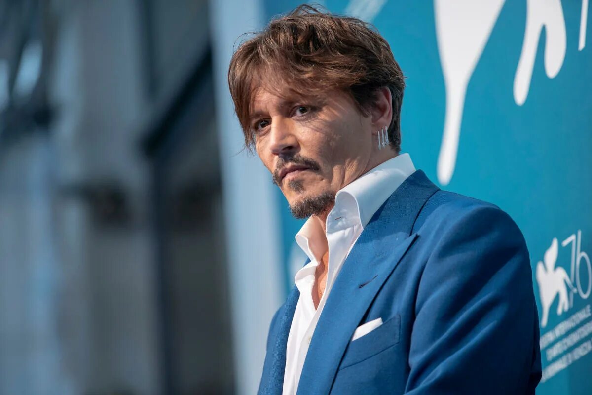 Процесс депп. John christopher depp sr. джонни депп кариес. американский актер 42 года. жар джонни депп.
