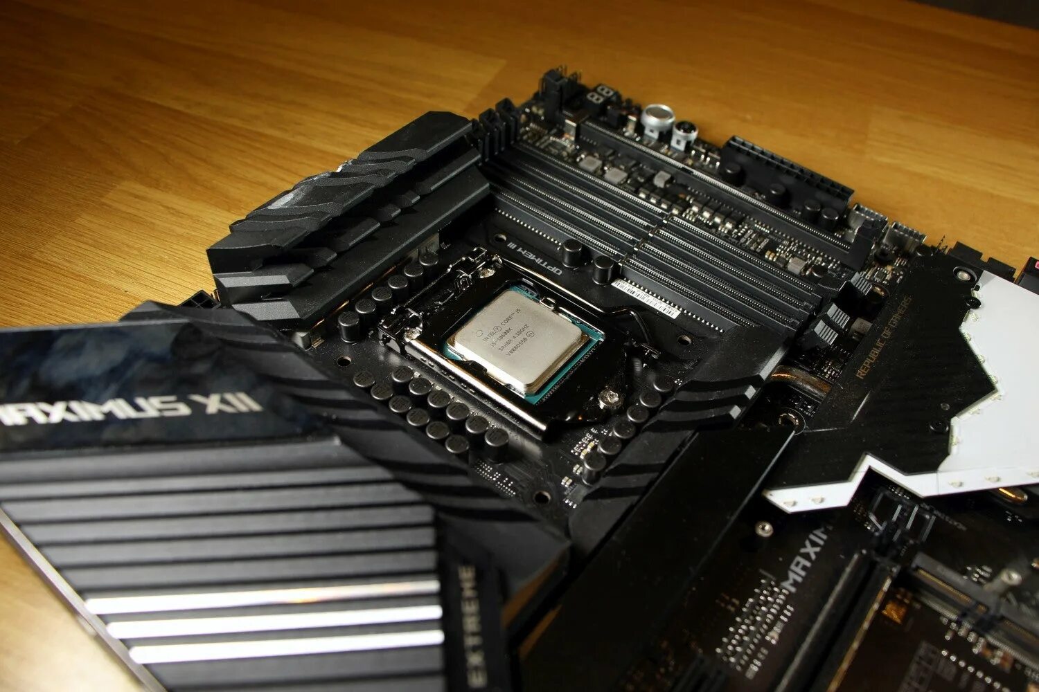 I5 10600k. Core i5 10600k. процессор intel core i5-10600k oem. intel core i5-10600k box. intel core i5-11600kf.