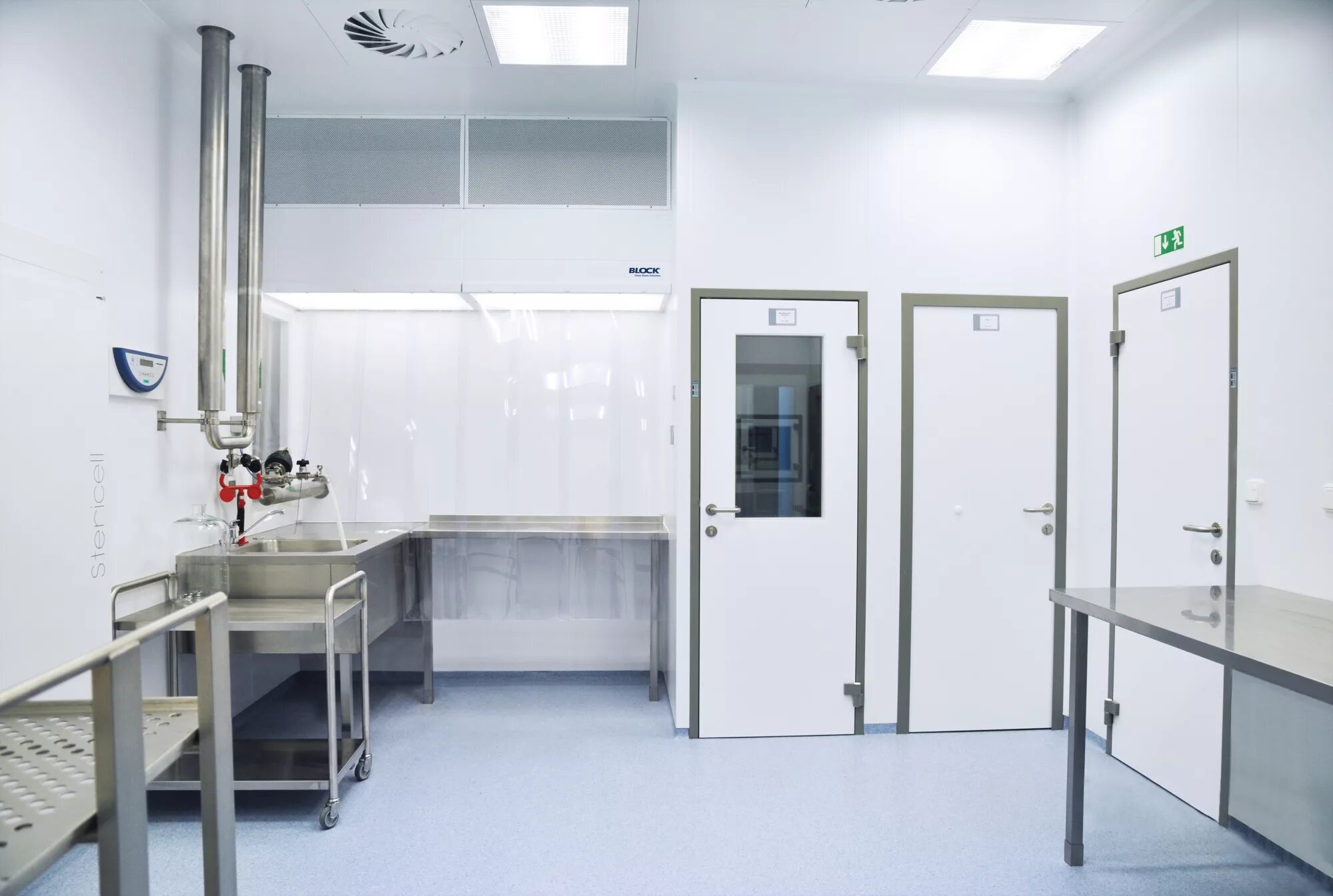 Бытовки кнауф вагончики. Небольшое помещение специального назначения. Модульное помещение. Модульные блок-контейнеры ксл. Промышленное помещение.