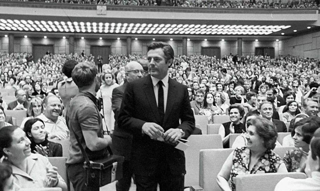 Московский международный кинофестиваль 1959 фурцева. Московский кинофестиваль 1963. 3 августа 1959 московский международный кинофестиваль. 1 московский кинофестиваль. 1959 открылся первый московский международный кинофестиваль.