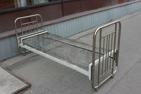 Кровать сетка