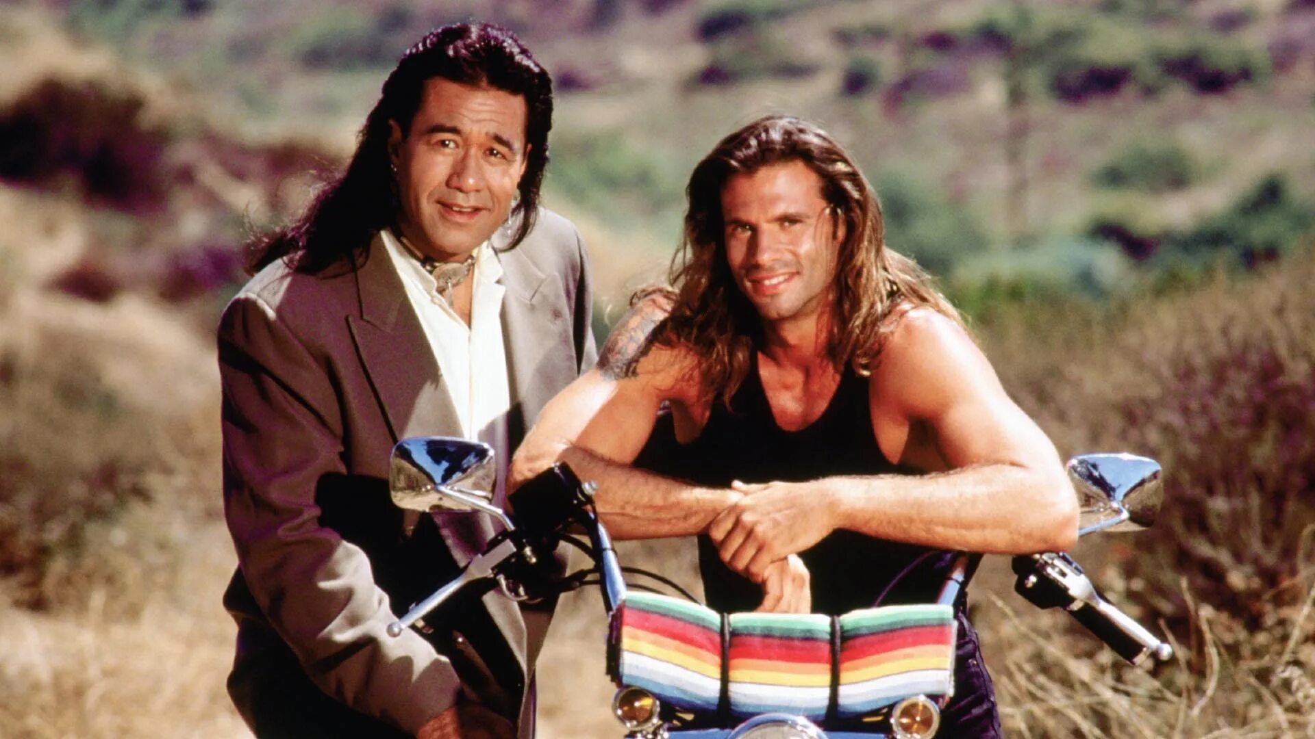 Лоренцо ламас отступник. Фильм отступник 1988. Лоренцо ламас ренегат. Отступник 1992 1997. Отступник сериал 1992.