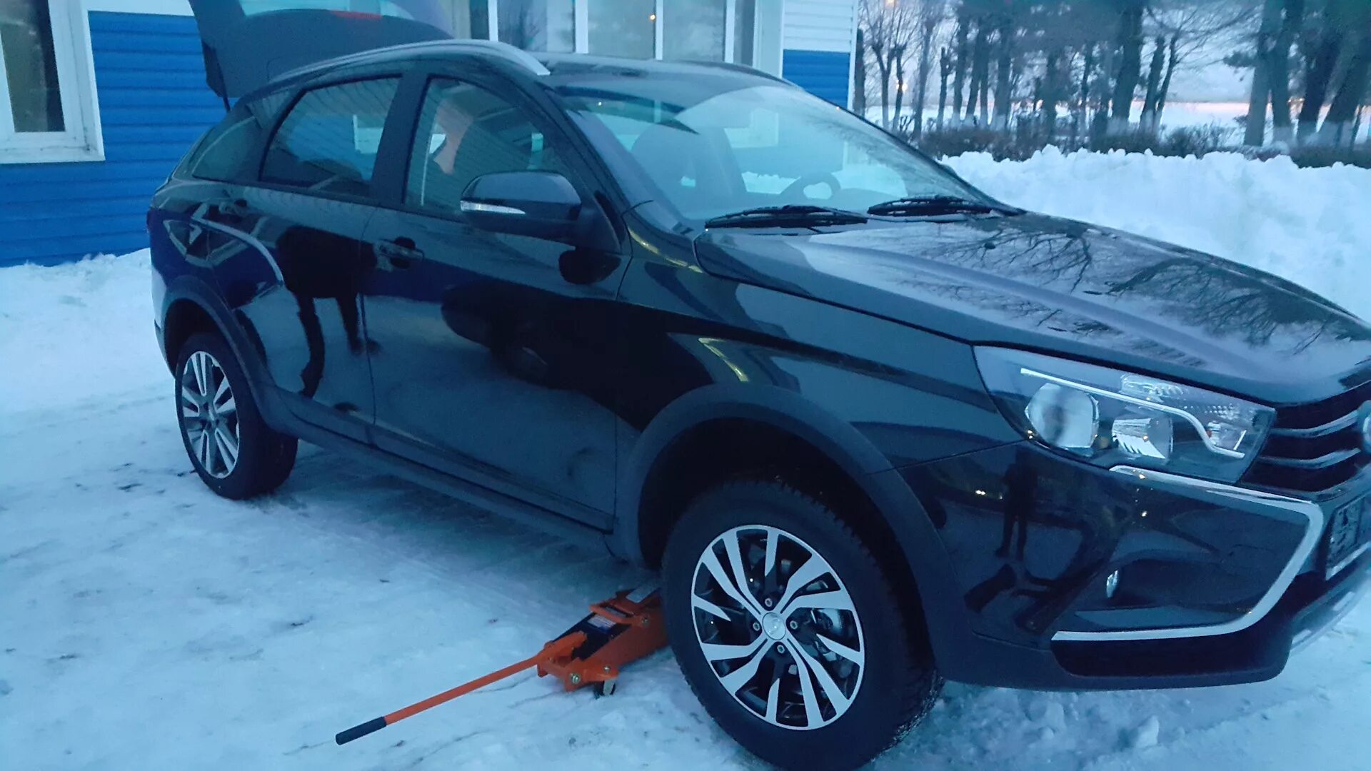 Литые диски на весту кросс. Литые диски на весту кросс. Лада веста кросс диски r17. Лада веста кросс r16. Литые диски на весту кросс.