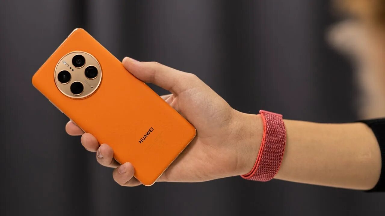 Хуавей мейт 50 про оранжевый. Huawei Mate 50 оранжевый. Huawei Mate 50 Pro. Хуавей мате 50 про.