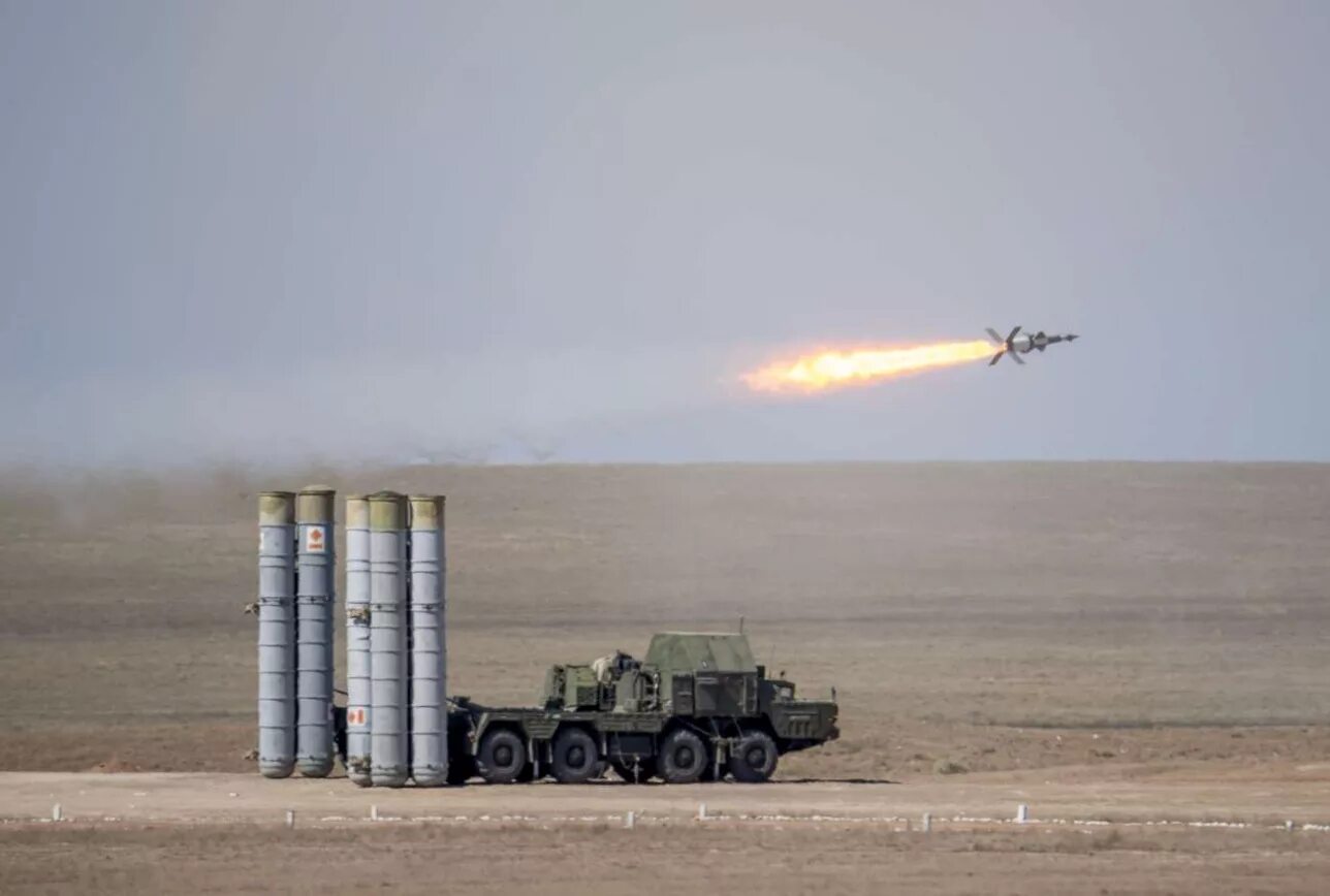 С300 земля земля. C-300 пво. с-300 зенитный ракетный комплекс. с-300 зенитно ракетный в сирии. с300 пво азербайджана.
