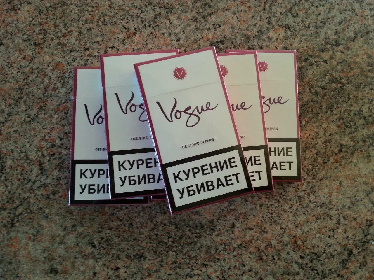 дамские сигареты марки. сигареты ароматизированные тонкие женские. вирджиния слимс сигареты. марки сигарет. женские сигареты.